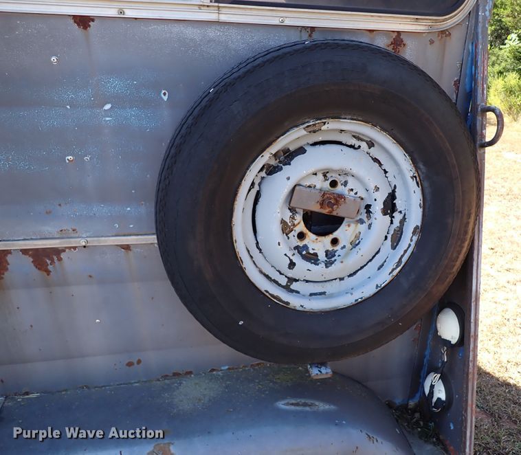 image for item IN9702 Shop built livestock trailer