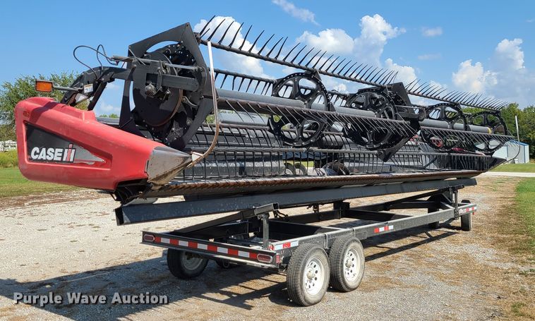 image for item IQ9246 2009 Case IH 2162  draper head