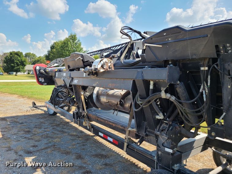 image for item IQ9246 2009 Case IH 2162  draper head