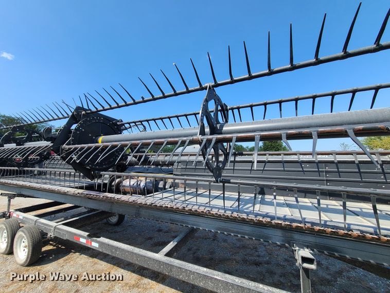 image for item IQ9246 2009 Case IH 2162  draper head