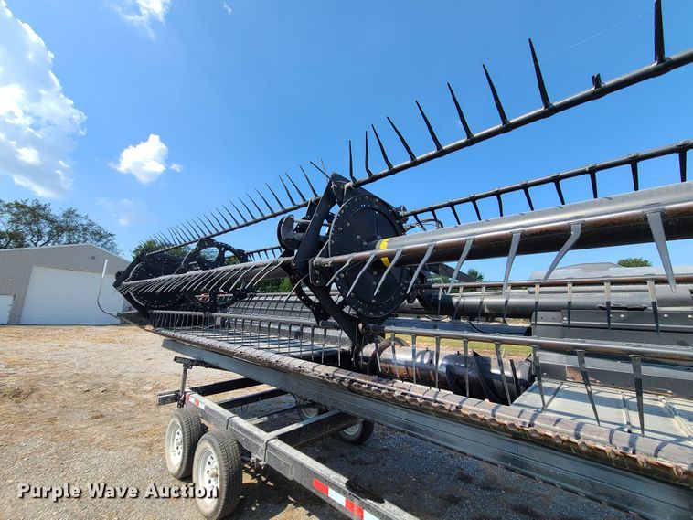 image for item IQ9246 2009 Case IH 2162  draper head