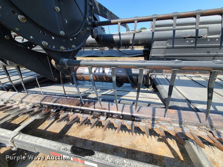 image for item IQ9246 2009 Case IH 2162  draper head