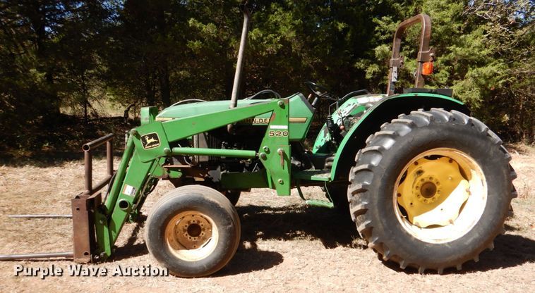 image for item IR9153 1996 John Deere 5400  tractor