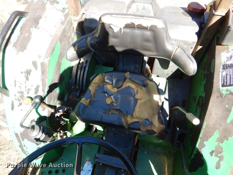 image for item IR9153 1996 John Deere 5400  tractor