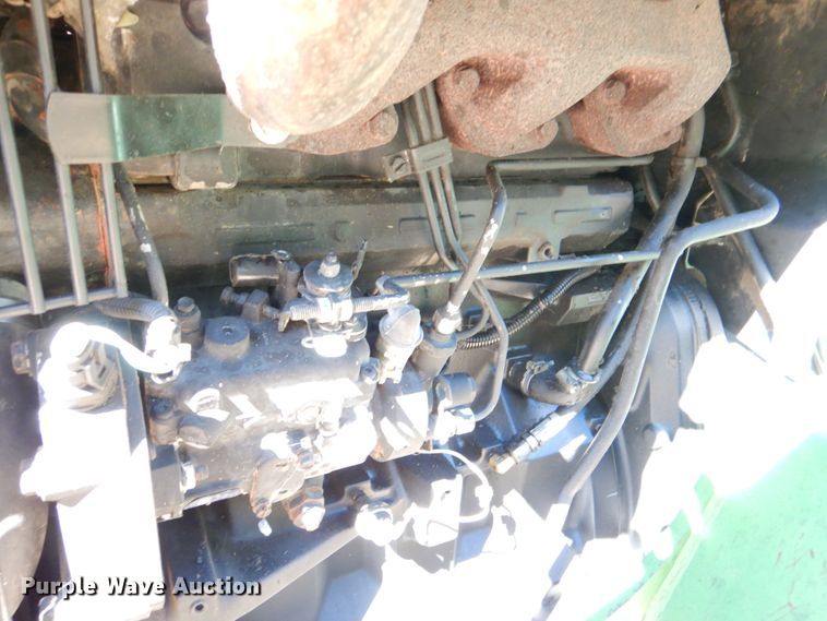 image for item IR9153 1996 John Deere 5400  tractor