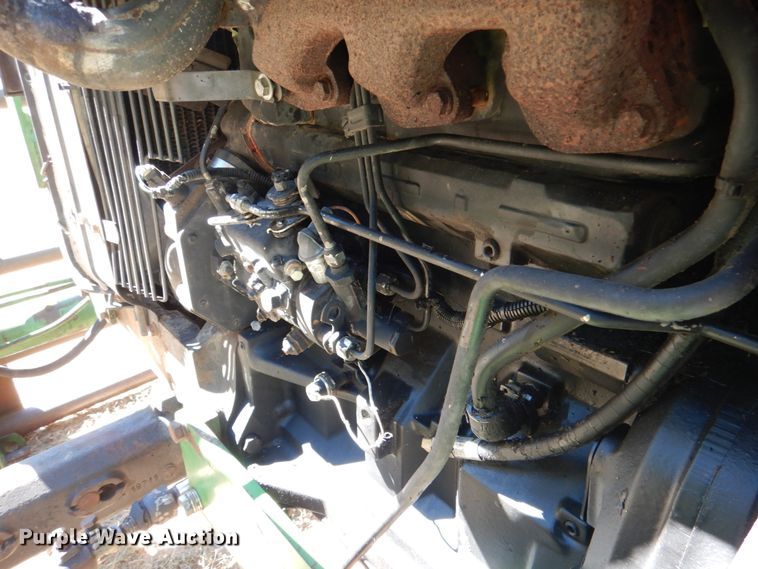 image for item IR9153 1996 John Deere 5400  tractor