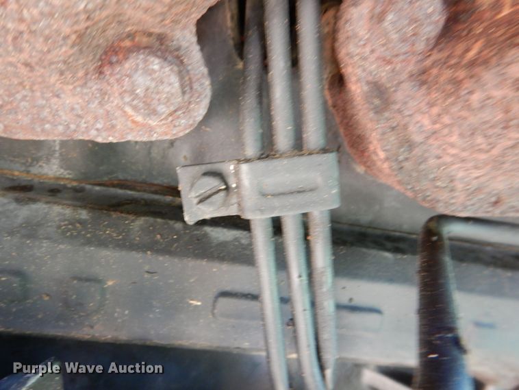 image for item IR9153 1996 John Deere 5400  tractor