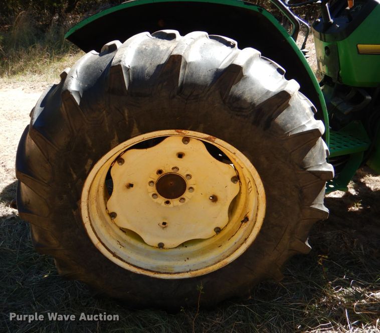 image for item IR9153 1996 John Deere 5400  tractor