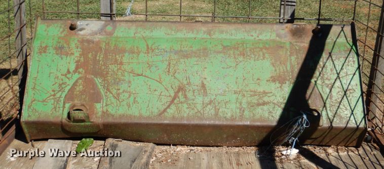 image for item IR9153 1996 John Deere 5400  tractor