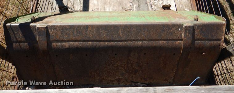 image for item IR9153 1996 John Deere 5400  tractor