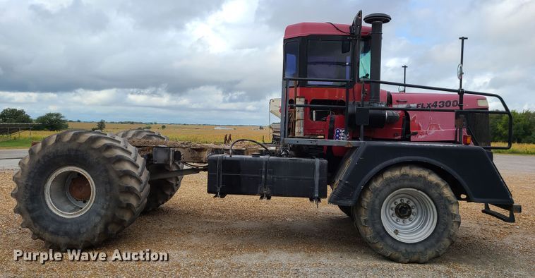 image for item JG9335 Case IH Titan SPX4300  applicator cab and chassis