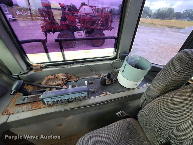 image for item JG9335 Case IH Titan SPX4300  applicator cab and chassis