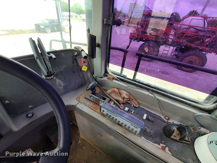 image for item JG9335 Case IH Titan SPX4300  applicator cab and chassis