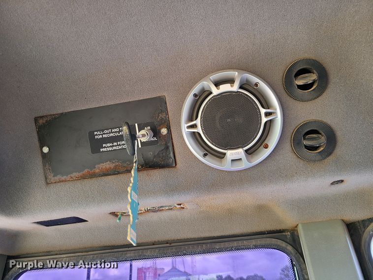 image for item JG9335 Case IH Titan SPX4300  applicator cab and chassis