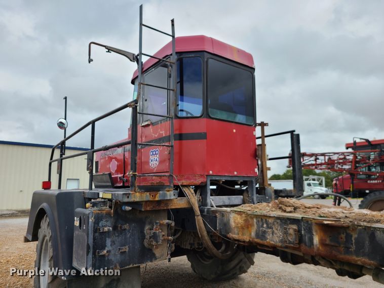 image for item JG9335 Case IH Titan SPX4300  applicator cab and chassis