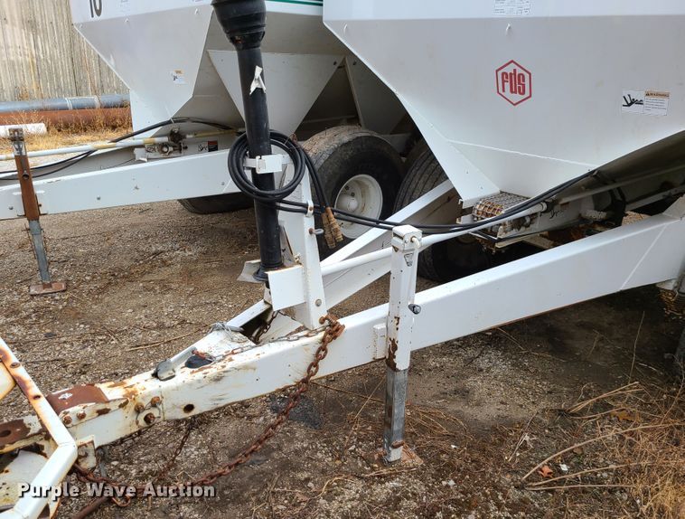 image for item JG9338 Willmar Super 600  spreader