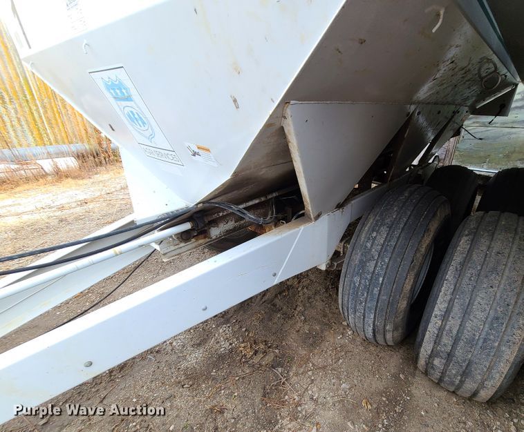 image for item JG9340 Willmar Super 600  spreader