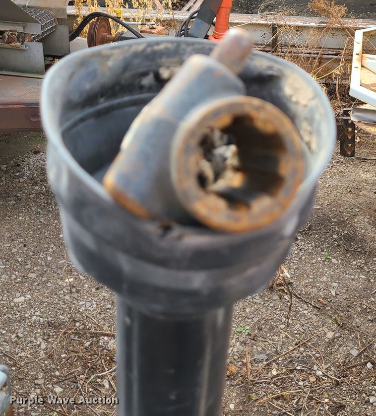 image for item JG9340 Willmar Super 600  spreader