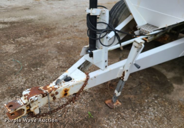 image for item JG9343 Willmar Super 600  spreader