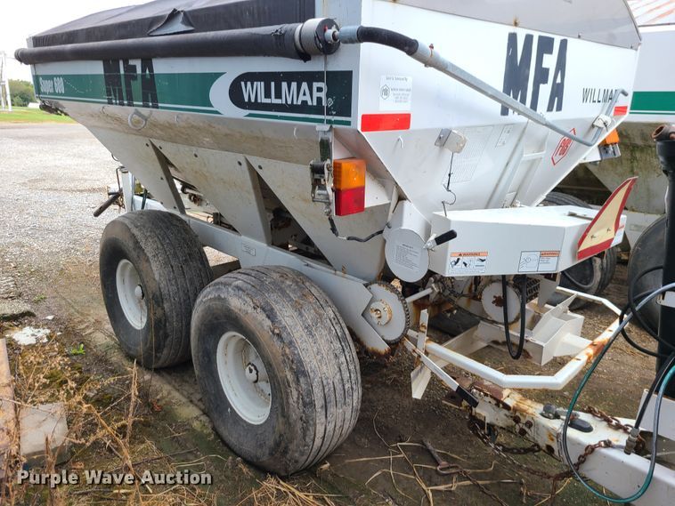 image for item JG9344 Willmar Super 600  spreader