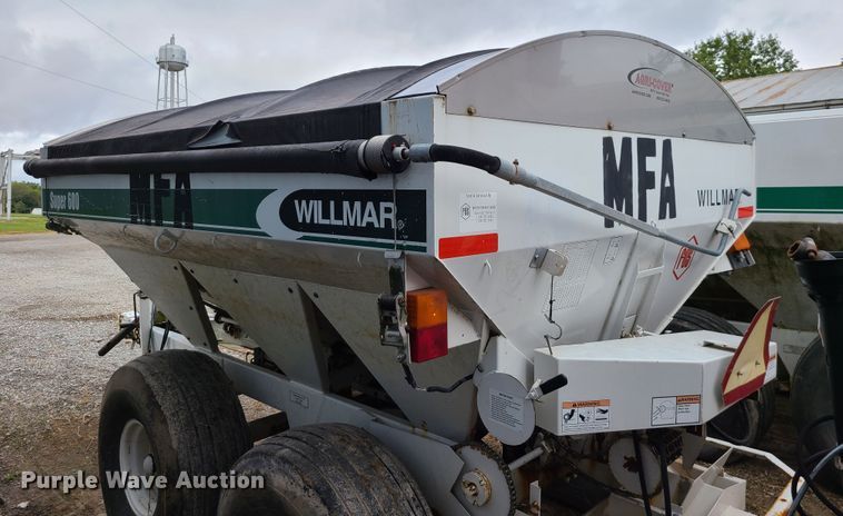 image for item JG9344 Willmar Super 600  spreader