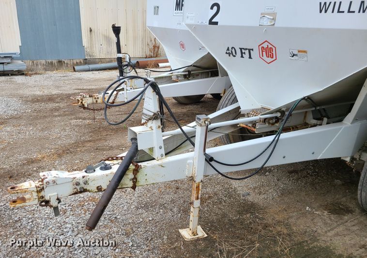 image for item JG9344 Willmar Super 600  spreader