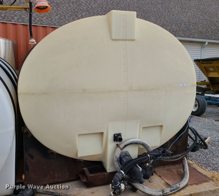 image for item JG9349 Tank