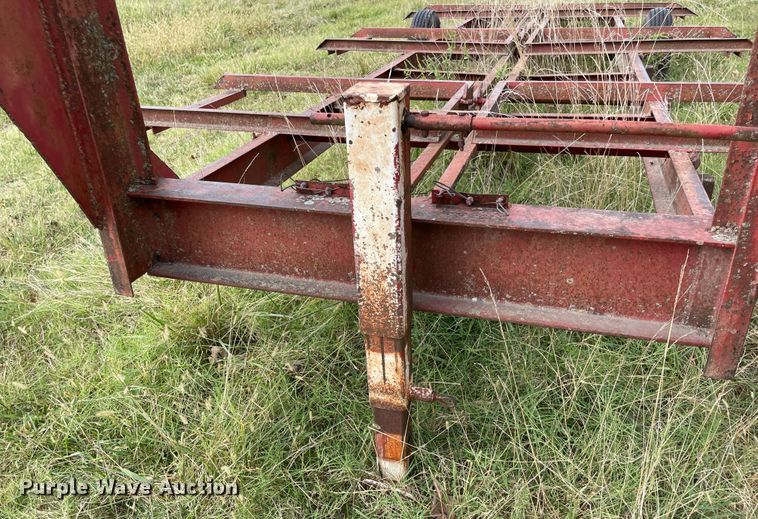 image for item JQ9518 Hay bale trailer