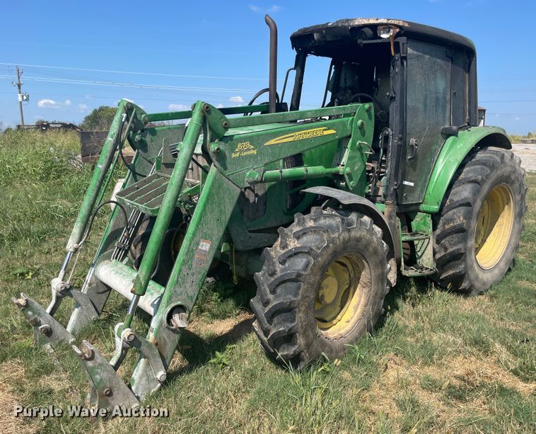 image for item JQ9528 2011 John Deere 6430  tractor