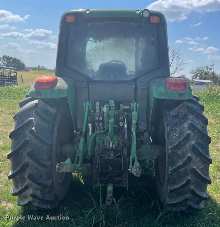 image for item JQ9528 2011 John Deere 6430  tractor