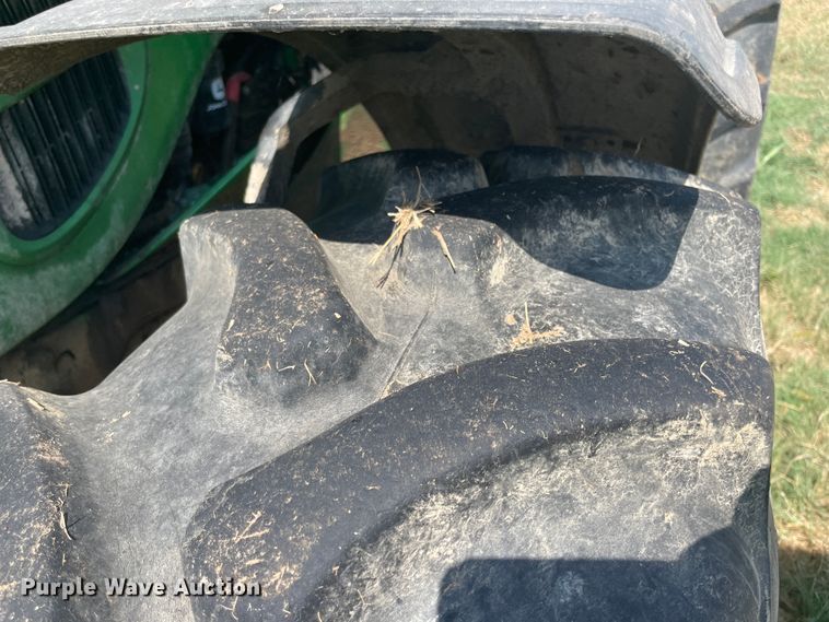 image for item JQ9528 2011 John Deere 6430  tractor