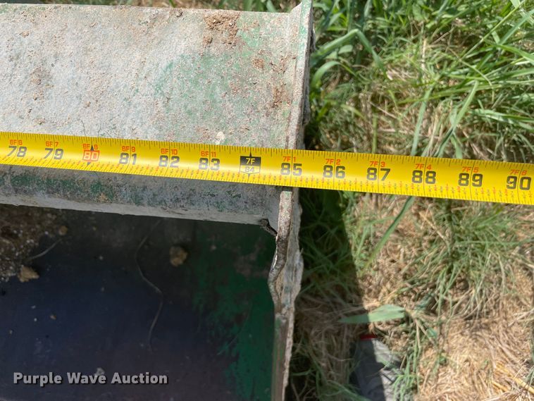 image for item JQ9528 2011 John Deere 6430  tractor