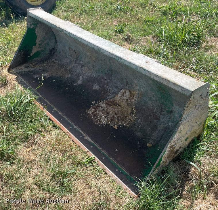 image for item JQ9528 2011 John Deere 6430  tractor