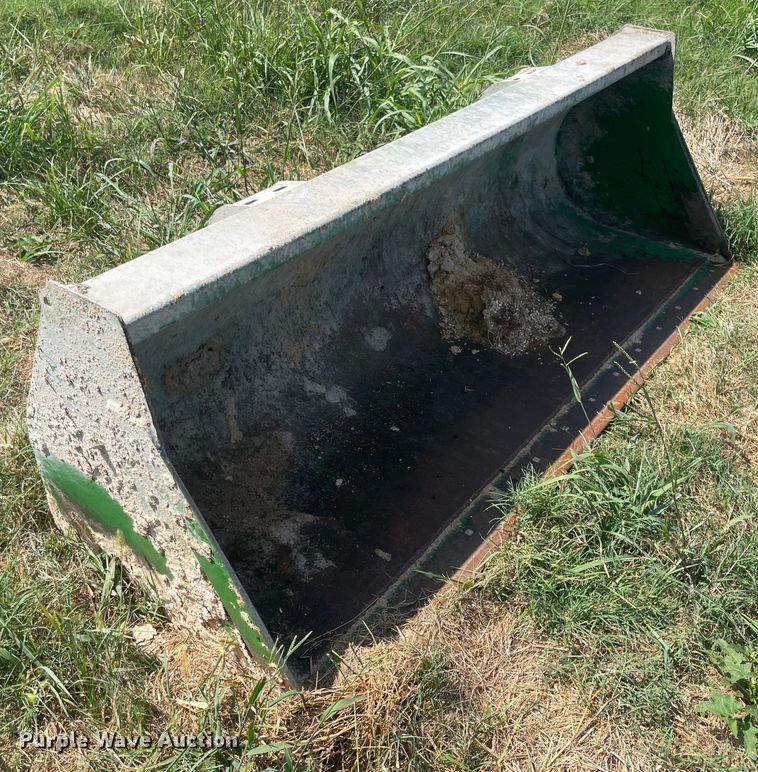 image for item JQ9528 2011 John Deere 6430  tractor