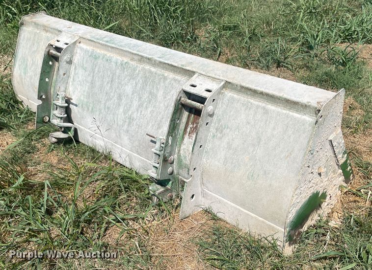 image for item JQ9528 2011 John Deere 6430  tractor