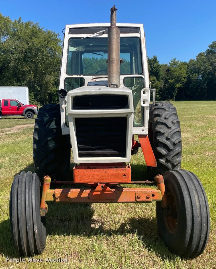 image for item JQ9556 1974 Case 1070  Agri-King tractor