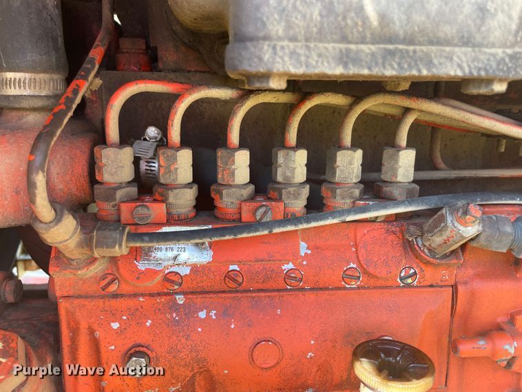 image for item JQ9556 1974 Case 1070  Agri-King tractor