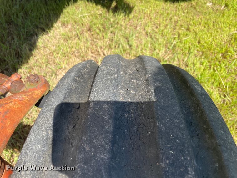 image for item JQ9556 1974 Case 1070  Agri-King tractor
