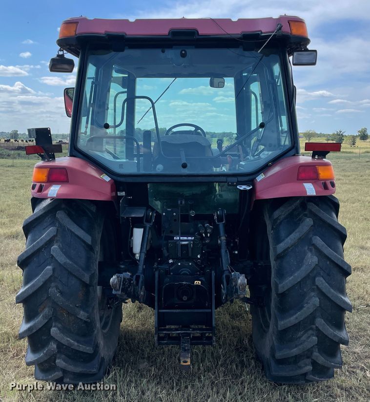 image for item JQ9570 2008 Case IH Farmall 105U  MFWD tractor