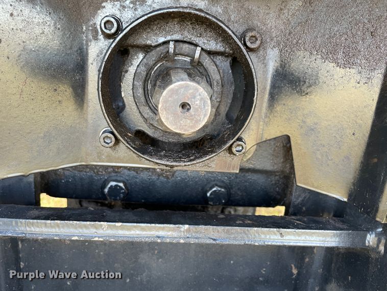 image for item JQ9570 2008 Case IH Farmall 105U  MFWD tractor