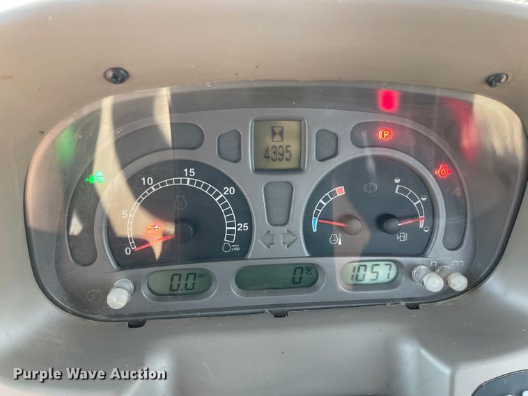 image for item JQ9570 2008 Case IH Farmall 105U  MFWD tractor