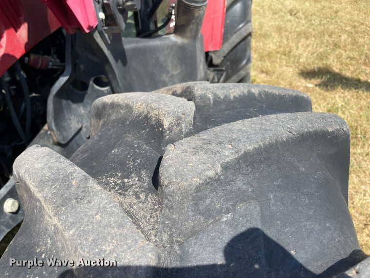 image for item JQ9570 2008 Case IH Farmall 105U  MFWD tractor