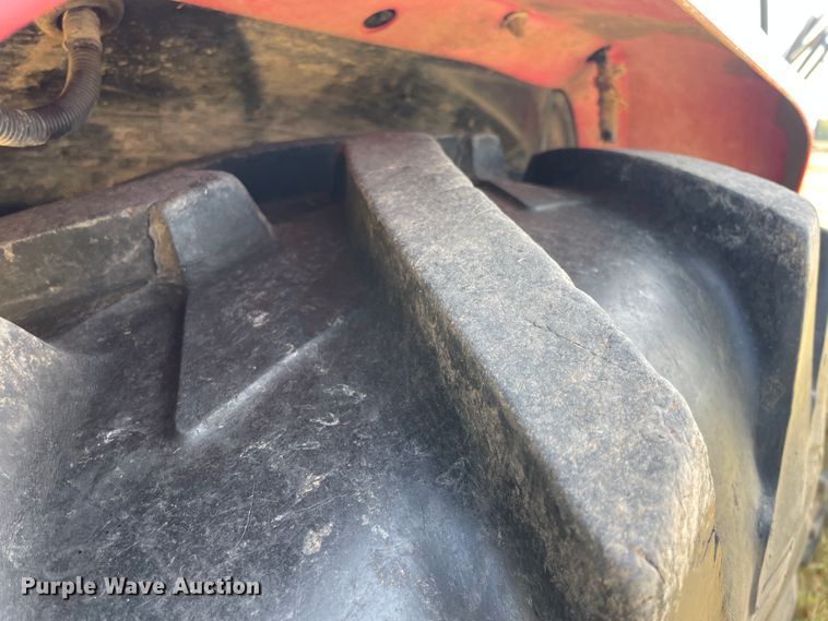 image for item JQ9570 2008 Case IH Farmall 105U  MFWD tractor