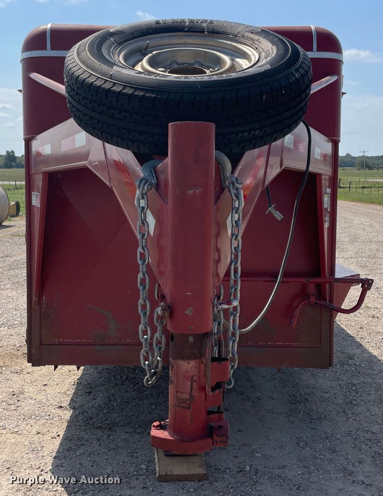 image for item JQ9572 2014 Kodiak Travel  livestock trailer