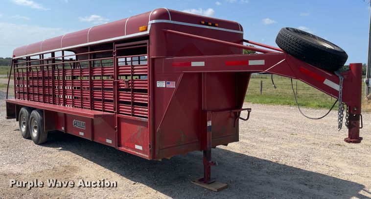 image for item JQ9572 2014 Kodiak Travel  livestock trailer