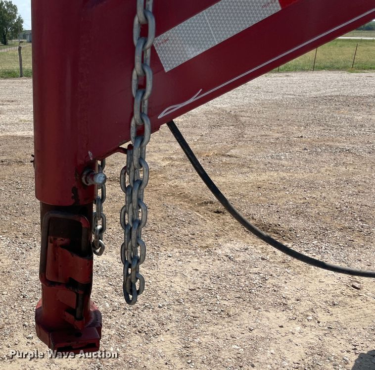 image for item JQ9572 2014 Kodiak Travel  livestock trailer