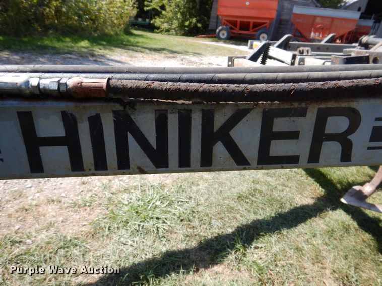 image for item KA9398 Hiniker 3300  field cultivator