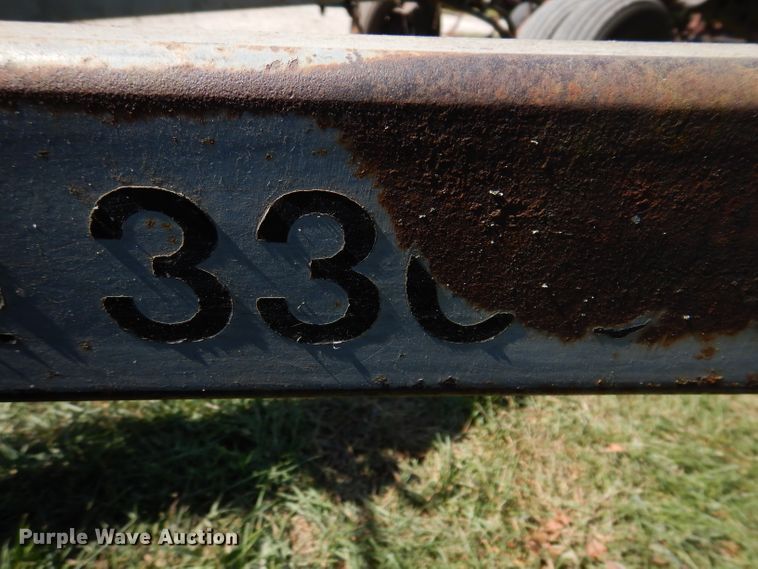 image for item KA9398 Hiniker 3300  field cultivator