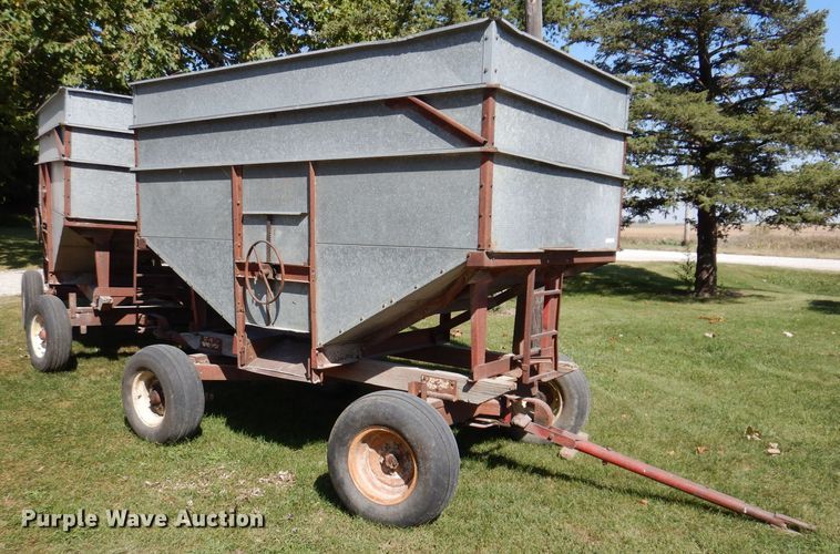 image for item KA9399 (2) Heider gravity wagons