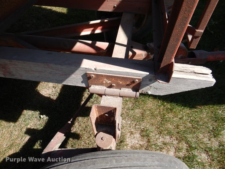 image for item KA9399 (2) Heider gravity wagons